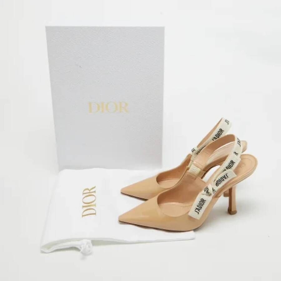 Dior Vintage Pre-owned Leather heels Beige Dames