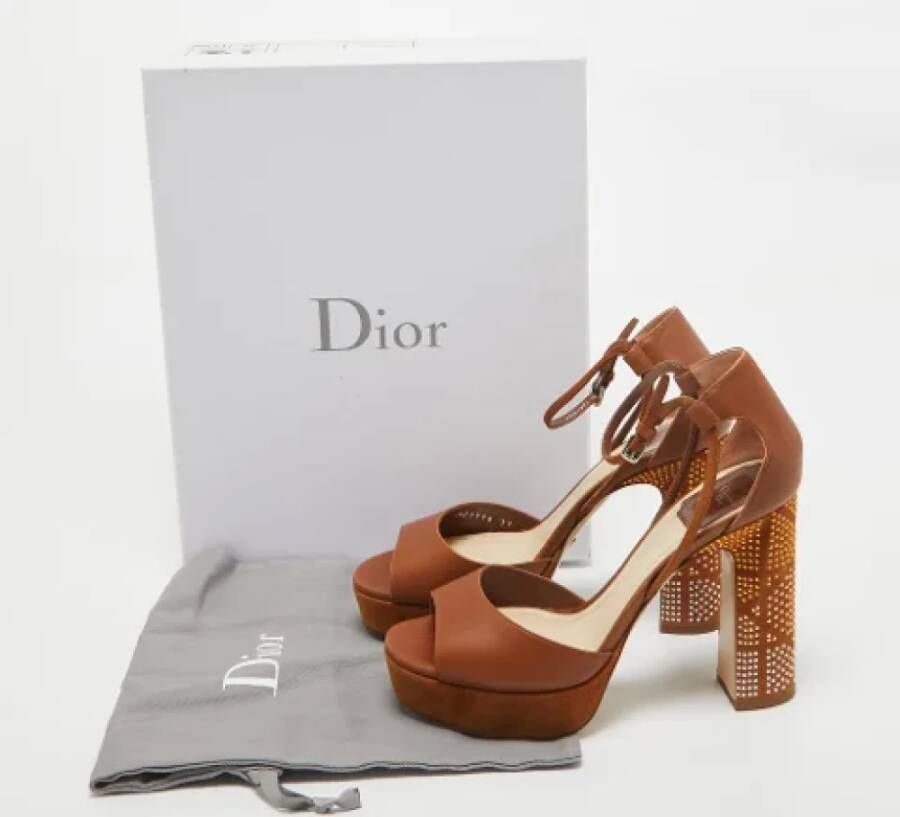 Dior Vintage Pre-owned Leather sandals Brown Dames