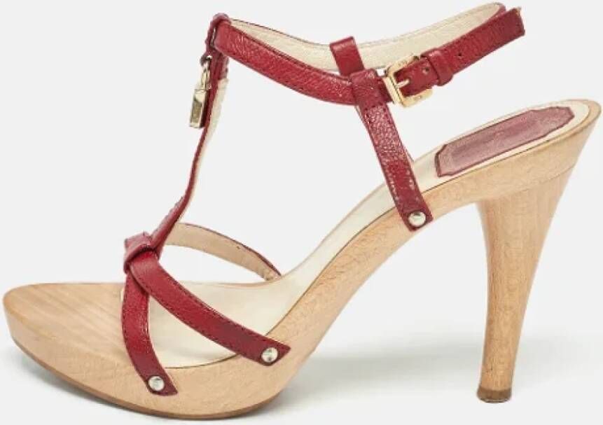 Dior Vintage Pre-owned Leather sandals Red Dames