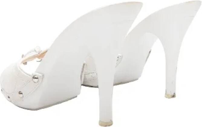 Dior Vintage Pre-owned Leather sandals White Dames