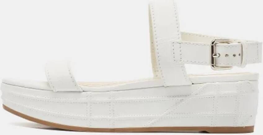 Dior Vintage Pre-owned Leather sandals White Dames