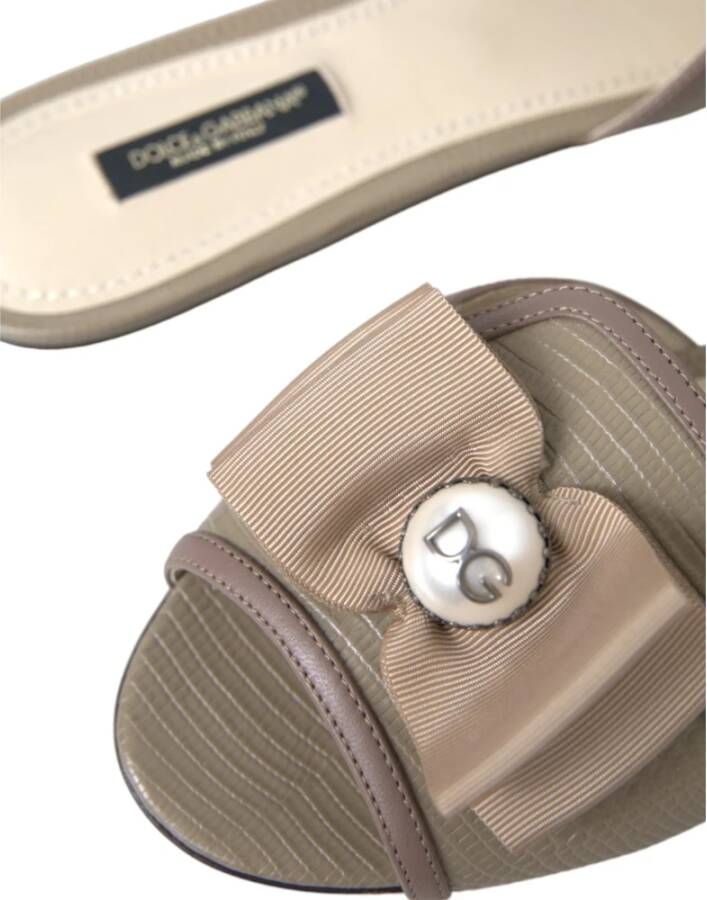 Dolce & Gabbana Beige Logo Parel Platte Sandalen Beige Dames