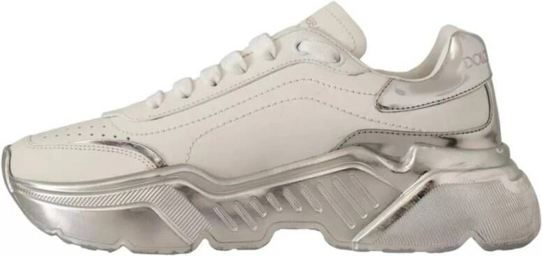 Dolce & Gabbana Chunky Sole Sneakers met Logo Details White Dames