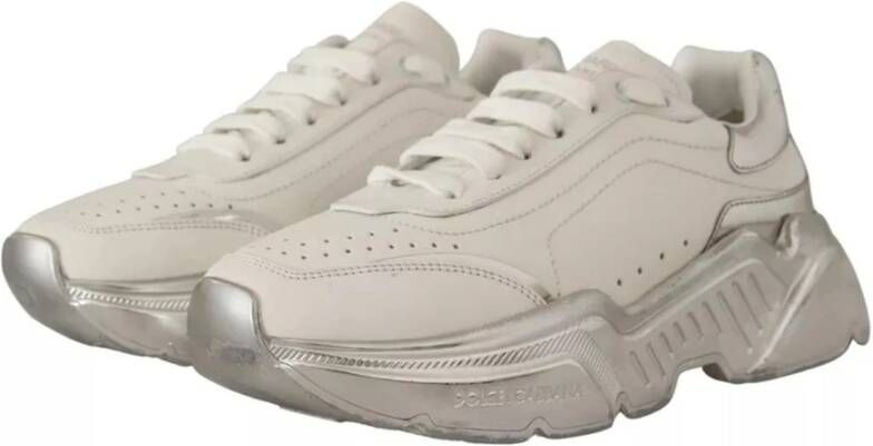 Dolce & Gabbana Chunky Sole Sneakers met Logo Details White Dames