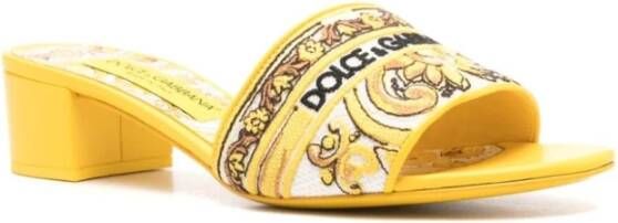 Dolce & Gabbana Gele geborduurde majolica sandalen Yellow Dames