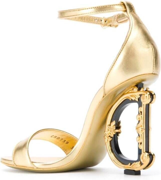 Dolce & Gabbana Grijze Sandalen met Juweelgesp Yellow Dames