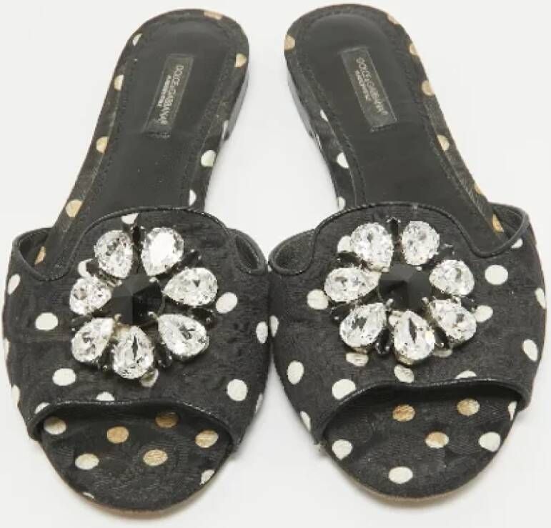 Dolce & Gabbana Pre-owned Canvas flats Black Dames