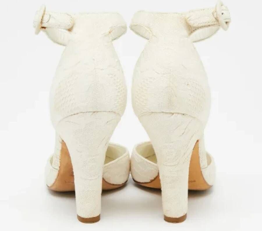 Dolce & Gabbana Pre-owned Canvas heels White Dames