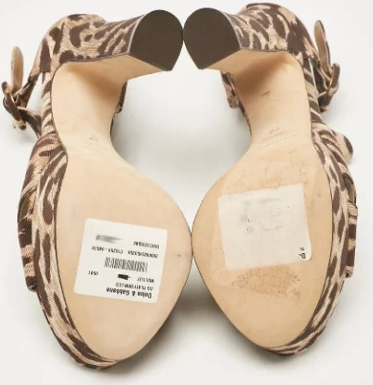 Dolce & Gabbana Pre-owned Canvas sandals Brown Dames