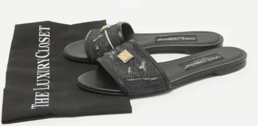 Dolce & Gabbana Pre-owned Denim flats Black Dames