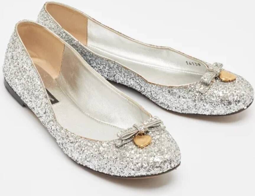 Dolce & Gabbana Pre-owned Fabric flats Gray Dames