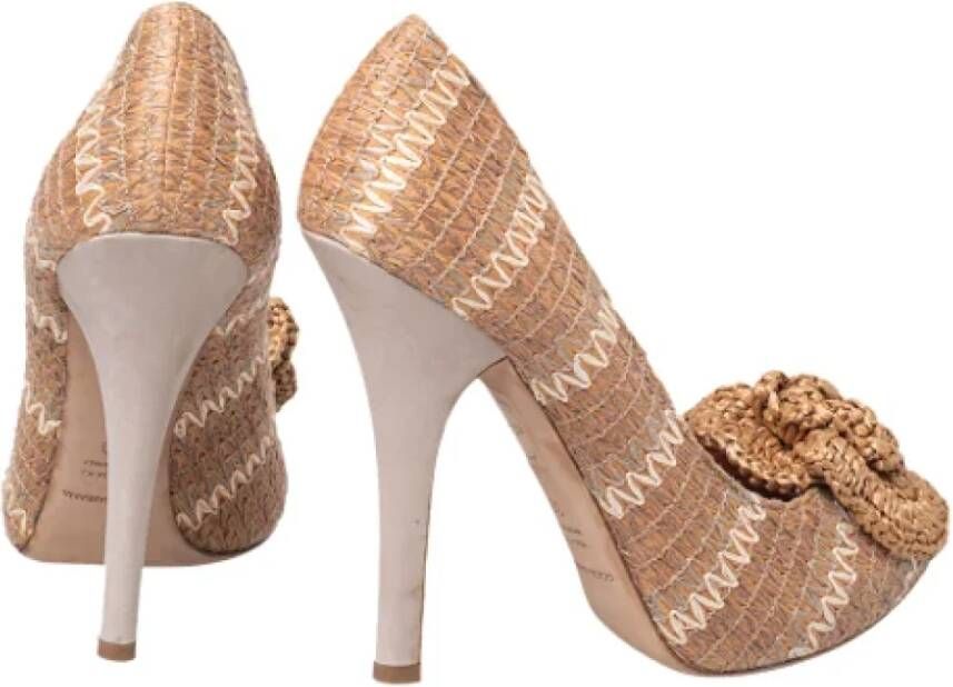 Dolce & Gabbana Pre-owned Fabric heels Beige Dames