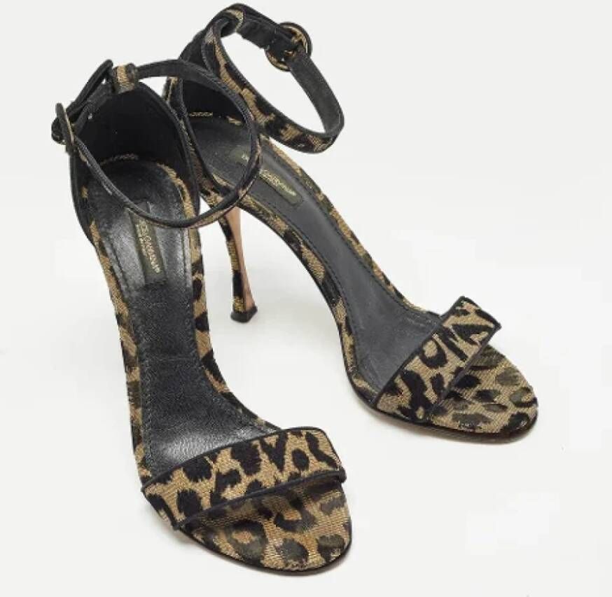 Dolce & Gabbana Pre-owned Fabric sandals Brown Dames