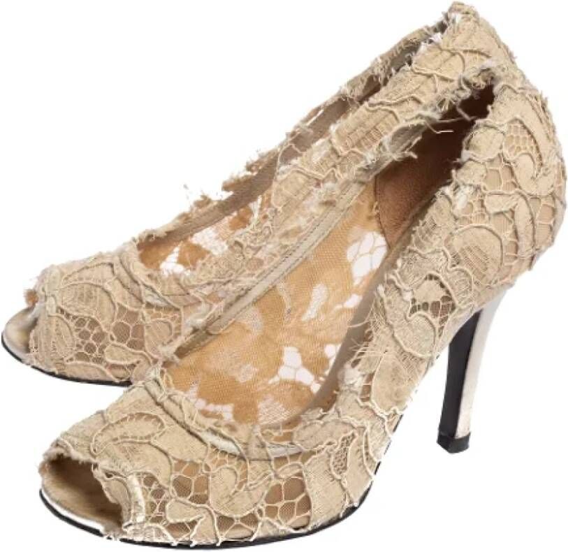 Dolce & Gabbana Pre-owned Lace heels Beige Dames