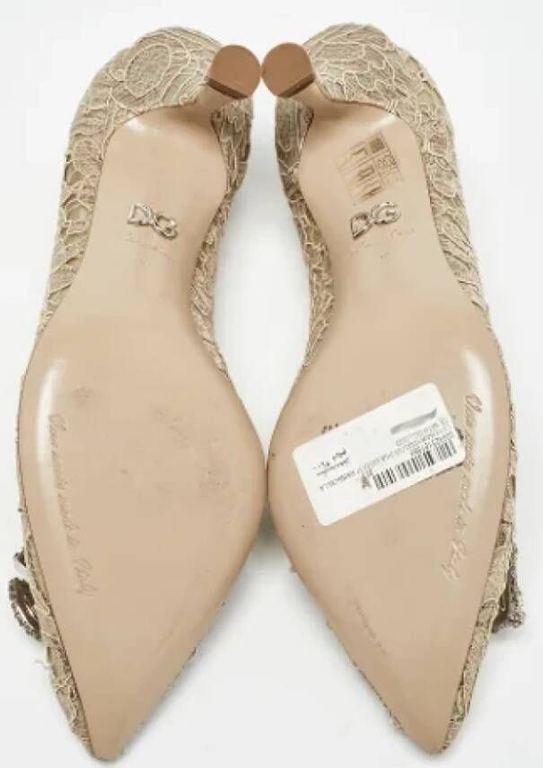 Dolce & Gabbana Pre-owned Lace heels Beige Dames