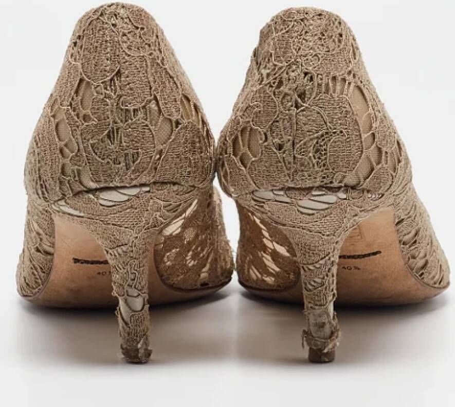 Dolce & Gabbana Pre-owned Lace heels Beige Dames