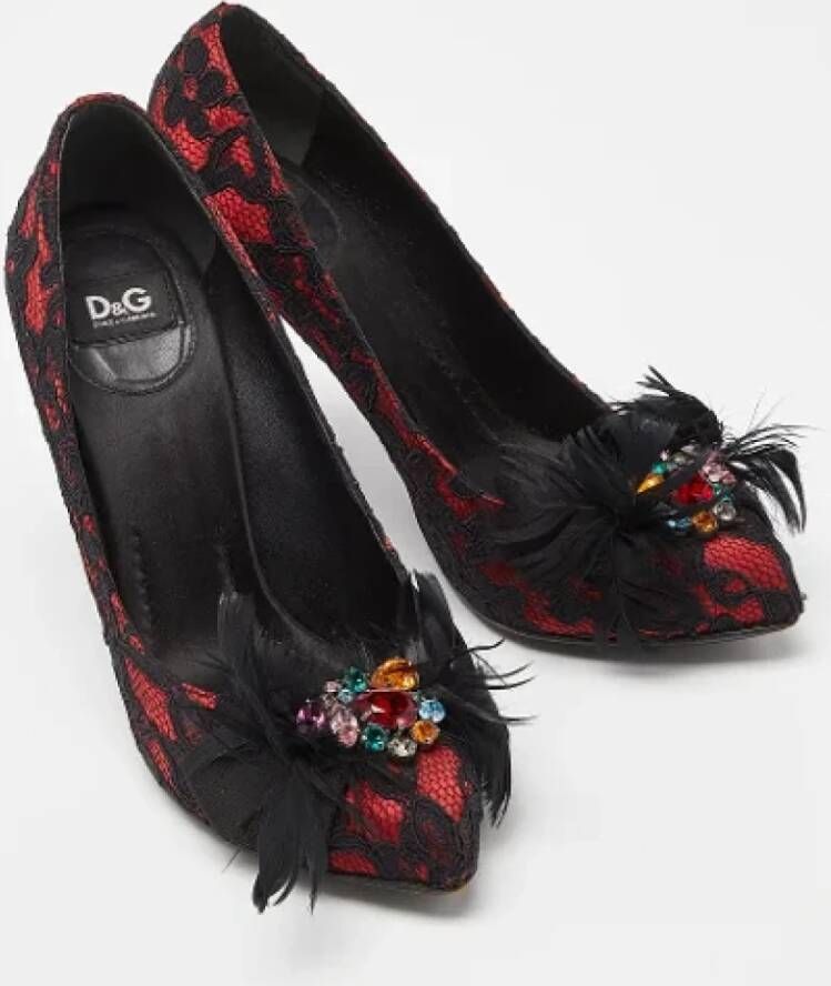 Dolce & Gabbana Pre-owned Lace heels Red Dames