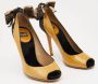 Dolce & Gabbana Pre-owned Lace heels Yellow Dames - Thumbnail 4