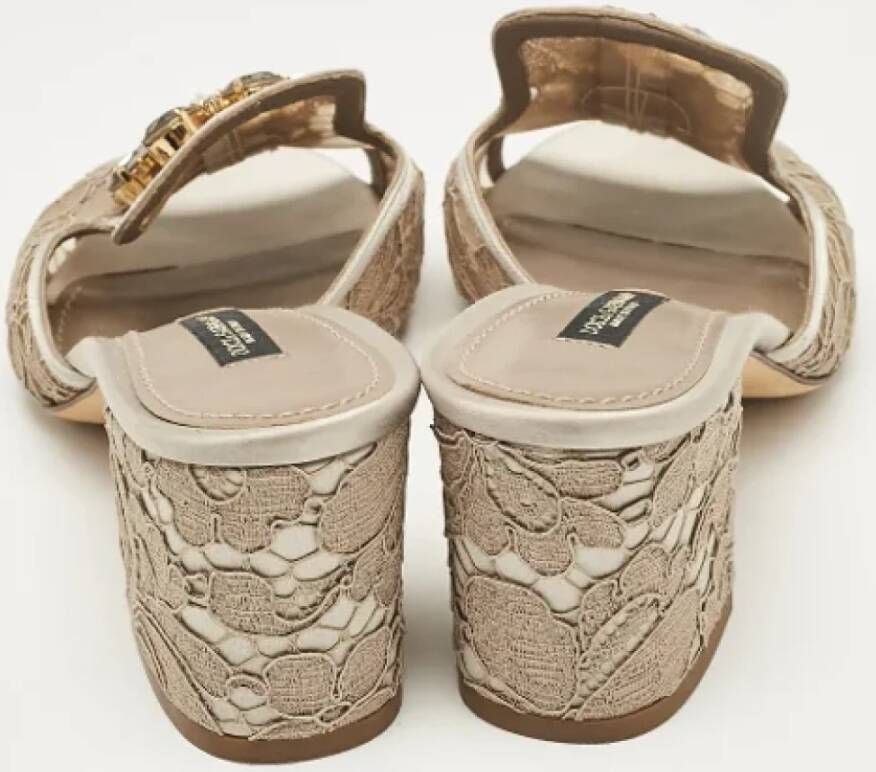 Dolce & Gabbana Pre-owned Lace sandals Beige Dames