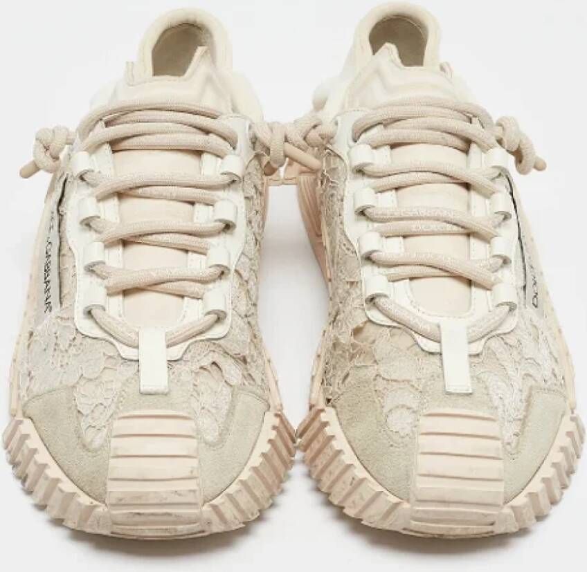 Dolce & Gabbana Pre-owned Lace sneakers Beige Dames