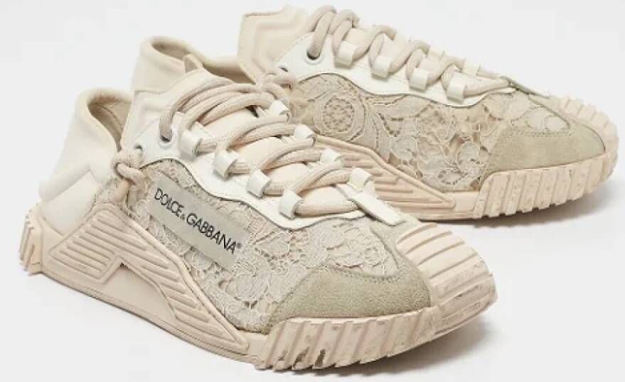 Dolce & Gabbana Pre-owned Lace sneakers Beige Dames