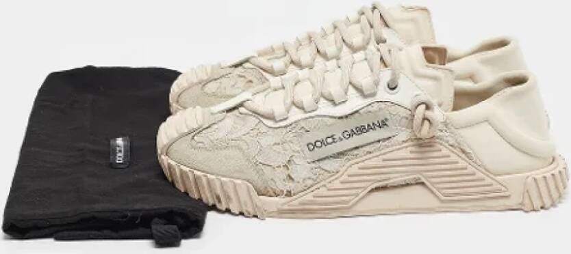 Dolce & Gabbana Pre-owned Lace sneakers Beige Dames