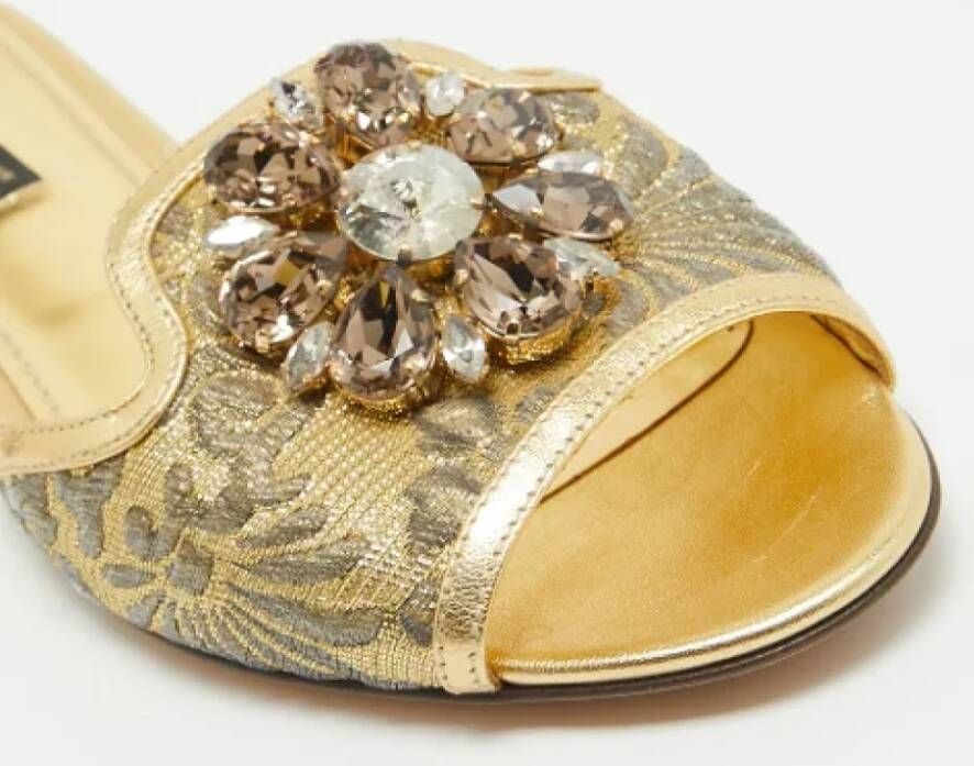 Dolce & Gabbana Pre-owned Leather flats Yellow Dames