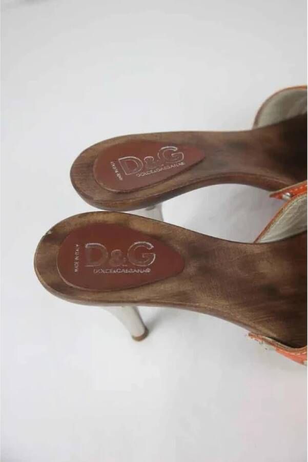 Dolce & Gabbana Pre-owned Leather sandals Orange Dames