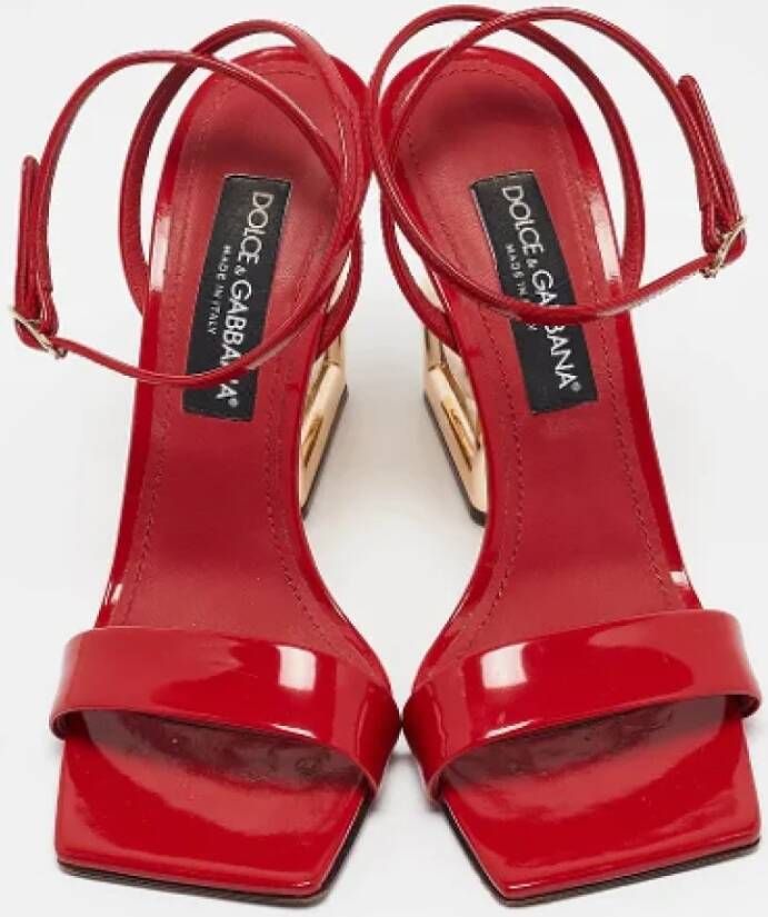 Dolce & Gabbana Pre-owned Leather sandals Red Dames