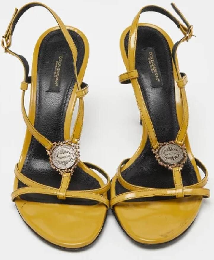 Dolce & Gabbana Pre-owned Leather sandals Yellow Dames