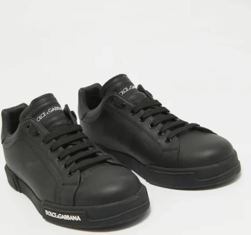 Dolce & Gabbana Pre-owned Leather sneakers Black Heren