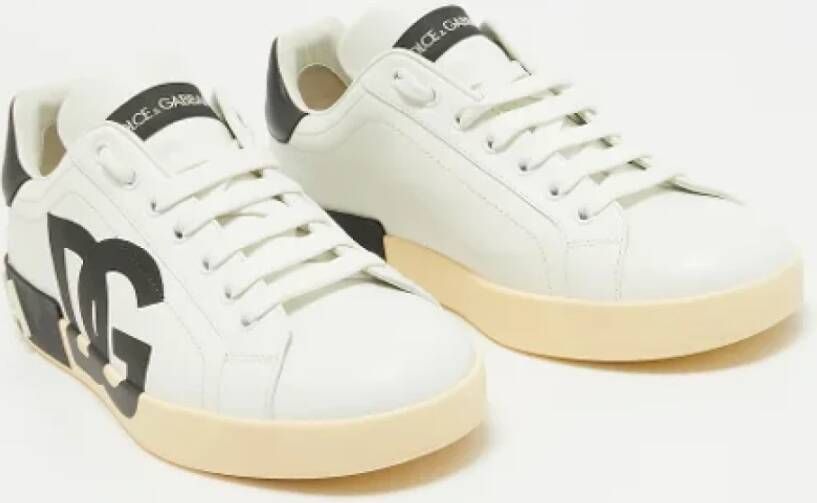 Dolce & Gabbana Pre-owned Leather sneakers White Heren