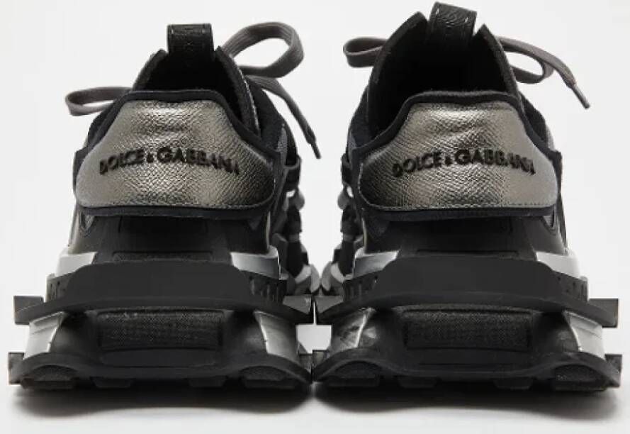 Dolce & Gabbana Pre-owned Mesh sneakers Gray Heren