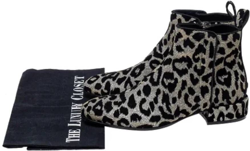 Dolce & Gabbana Pre-owned Velvet boots Black Dames