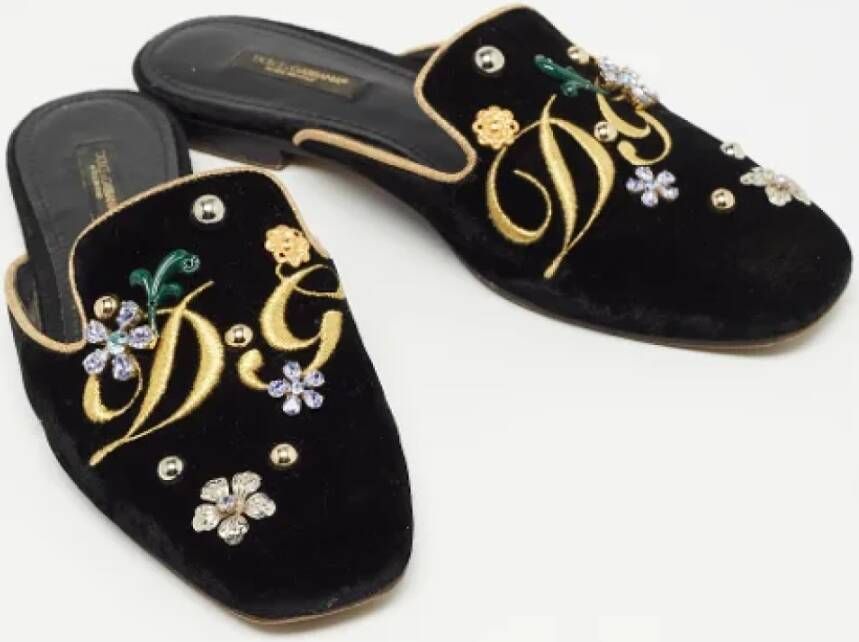 Dolce & Gabbana Pre-owned Velvet mules Black Dames