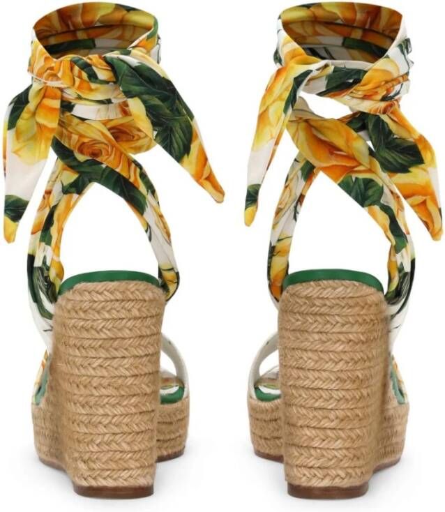 Dolce & Gabbana Sandalen met Bloemenprint en Sleehak Yellow Dames