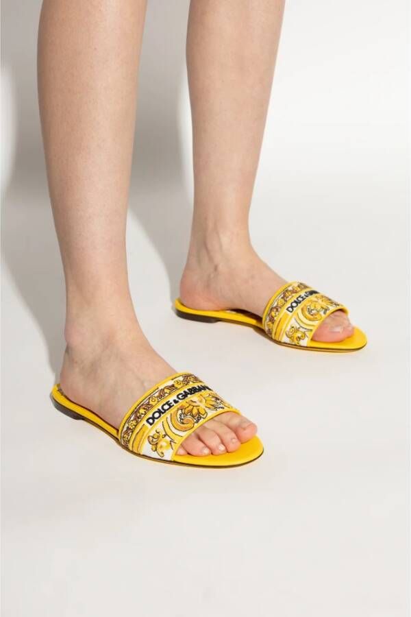 Dolce & Gabbana Slippers met logo Yellow Dames