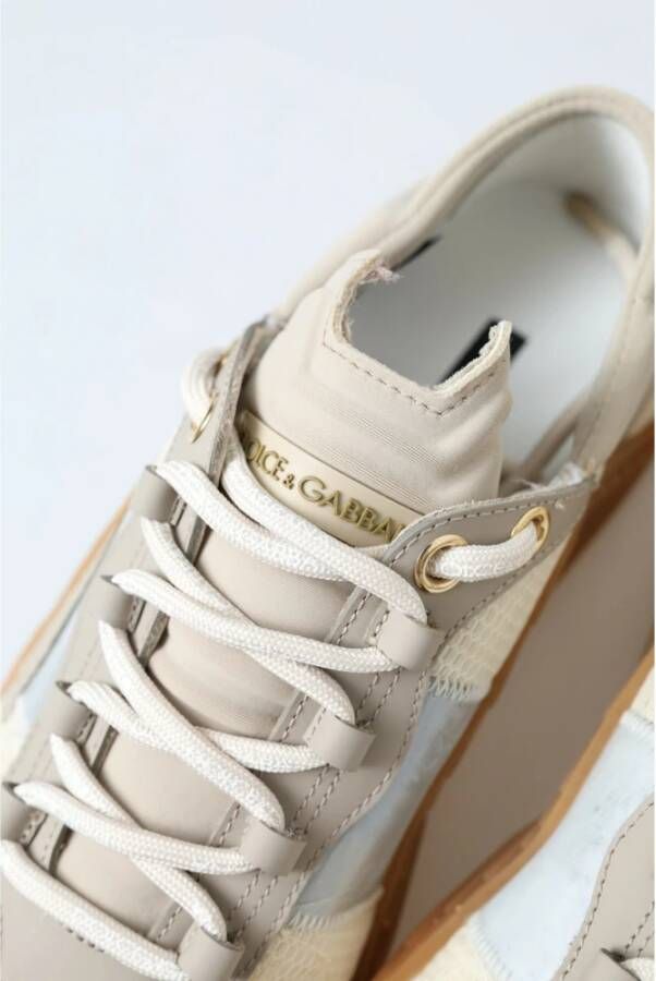 Dolce & Gabbana Stijlvolle Lace Up Sneakers Beige Heren