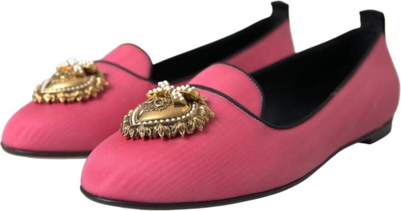 Dolce & Gabbana Velvet Loafers met Gouden Hart Detail Pink Dames