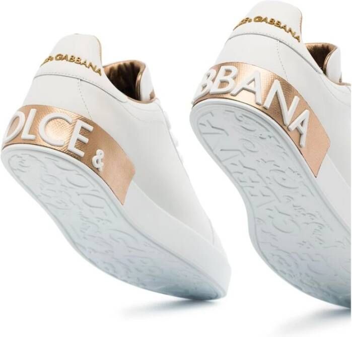 Dolce & Gabbana Witte Goudkleurige Sneakers met Merkhielstuk White Dames