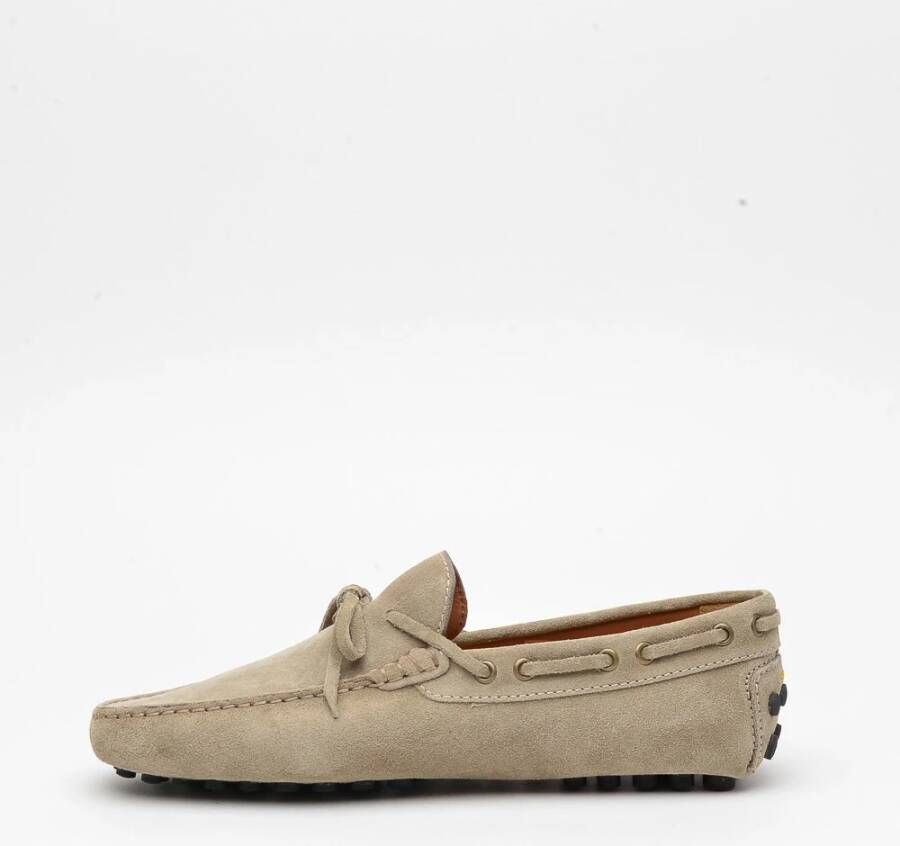 Doucal's Beige Suède Loafer met Gommino Zool Beige Heren