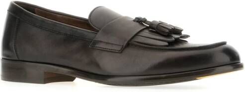 Doucal's Stijlvolle Loafers voor Mannen Black Heren