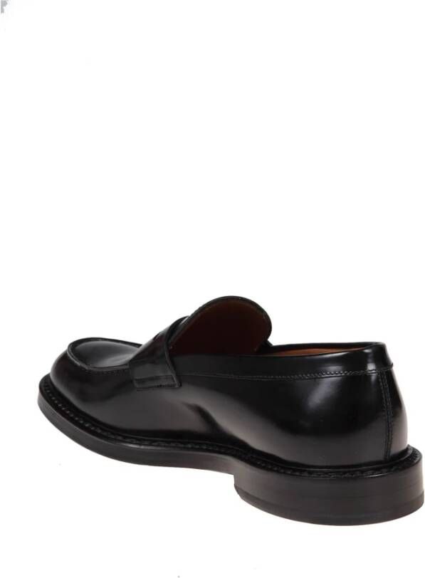 Doucal's Zwarte Leren Loafers Klassieke Stijl Black Heren