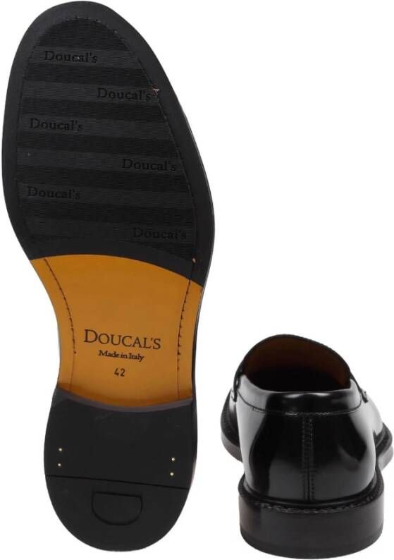 Doucal's Zwarte Leren Loafers Klassieke Stijl Black Heren