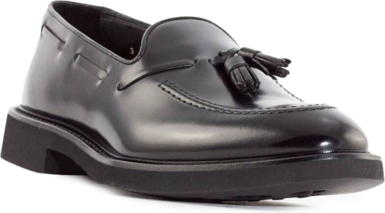 Doucal's Zwarte leren loafers met kwastjes Black Heren