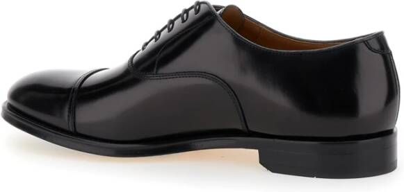 Doucal's Zwarte Oxford Cap Toe Platte Schoenen Black Heren