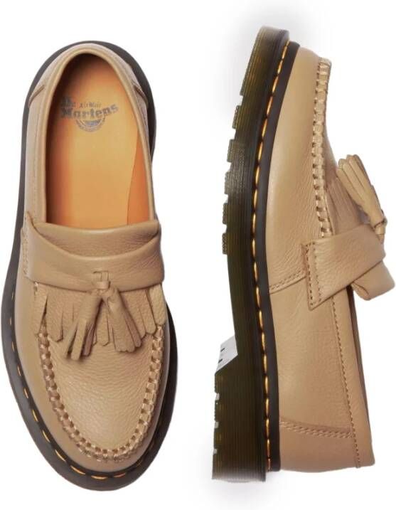 Dr. Martens Adrian Virginia Lage Leren Schoenen Beige Dames