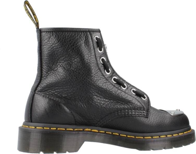 Dr. Martens Klassieke Enkellaarzen van Zwart Leer Black Dames