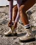 Dr. Martens Beige Leren Enkellaarzen met Dubbele Sluiting Beige Dames - Thumbnail 8