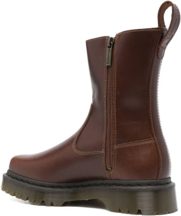 Dr. Martens Winterlaarzen voor stijlvolle outfits Brown Dames